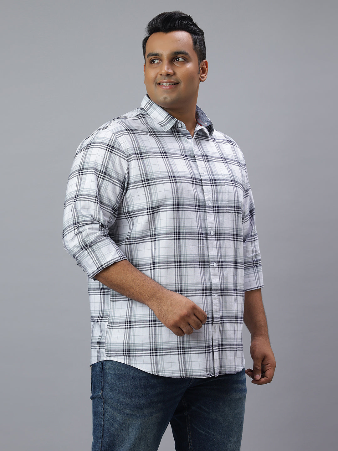 Men White and Blue Checkered Long Sleeve Cotton Plus Size Casual Shirt