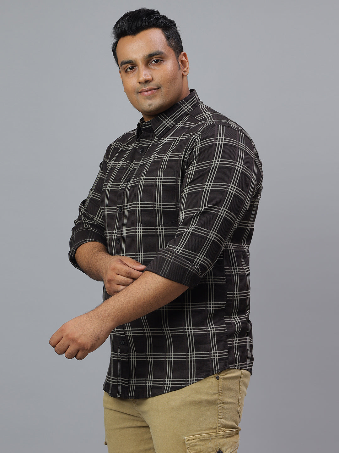 Men Black and White Checkered Long Sleeve Cotton Lycra Plus Size Casual Shirt