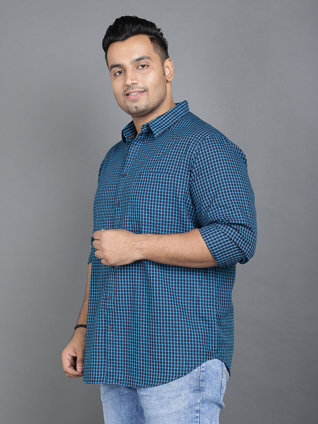Men Blue Pure Cotton Checkered Smart Casual Shirt.. Style Code- NC-2k26