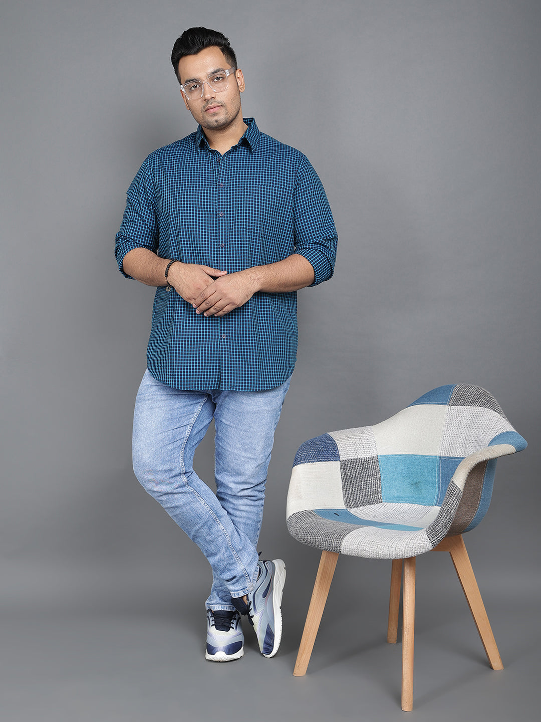 Men Blue Pure Cotton Checkered Smart Casual Shirt.. Style Code- NC-2k26