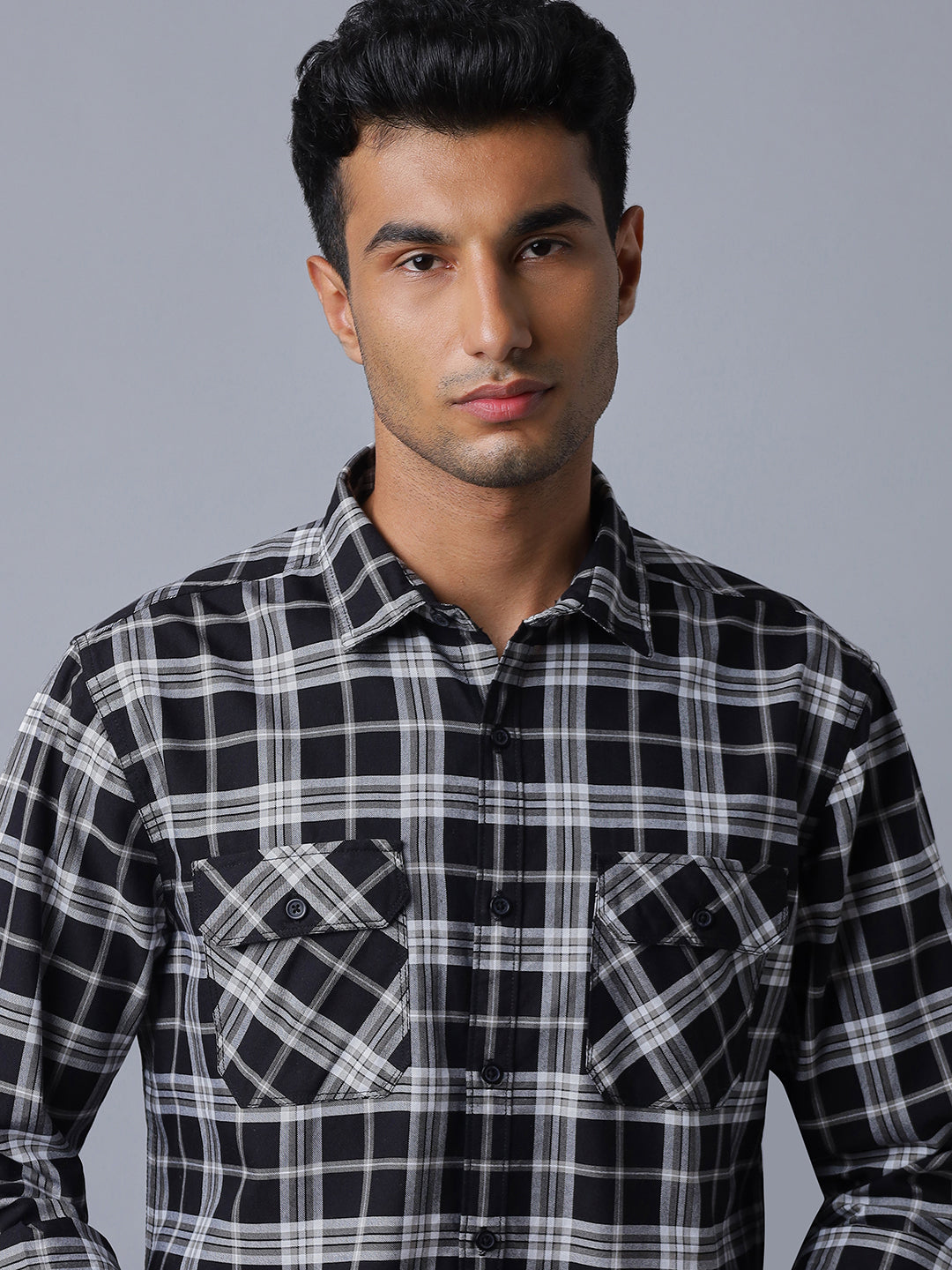 Men 2 Pocket Flap Black and White Checkered Pure Cotton Slim Fit Casual Shirt
