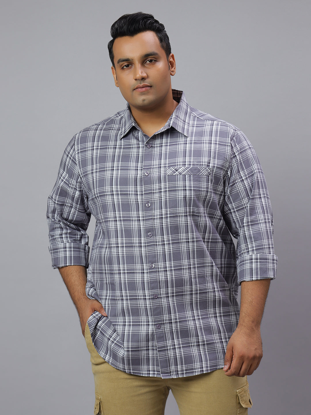 Men Grey and White Checkered Long Sleeve Cotton Plus Size Casual Shirt