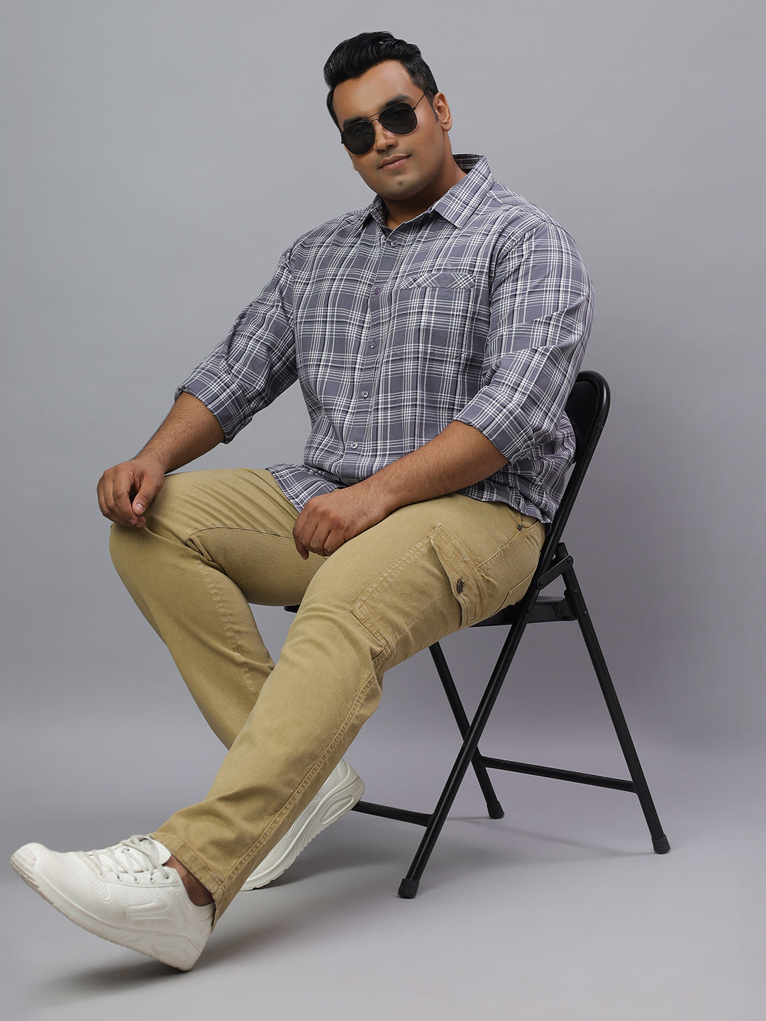 Men Grey and White Checkered Long Sleeve Cotton Plus Size Casual Shirt