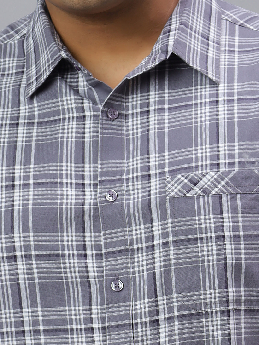 Men Grey and White Checkered Long Sleeve Cotton Plus Size Casual Shirt