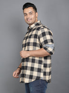 Men Brushed Flannel Black and Beige Checkered Classic Fit 1 Pocket Smart Casual Shirt