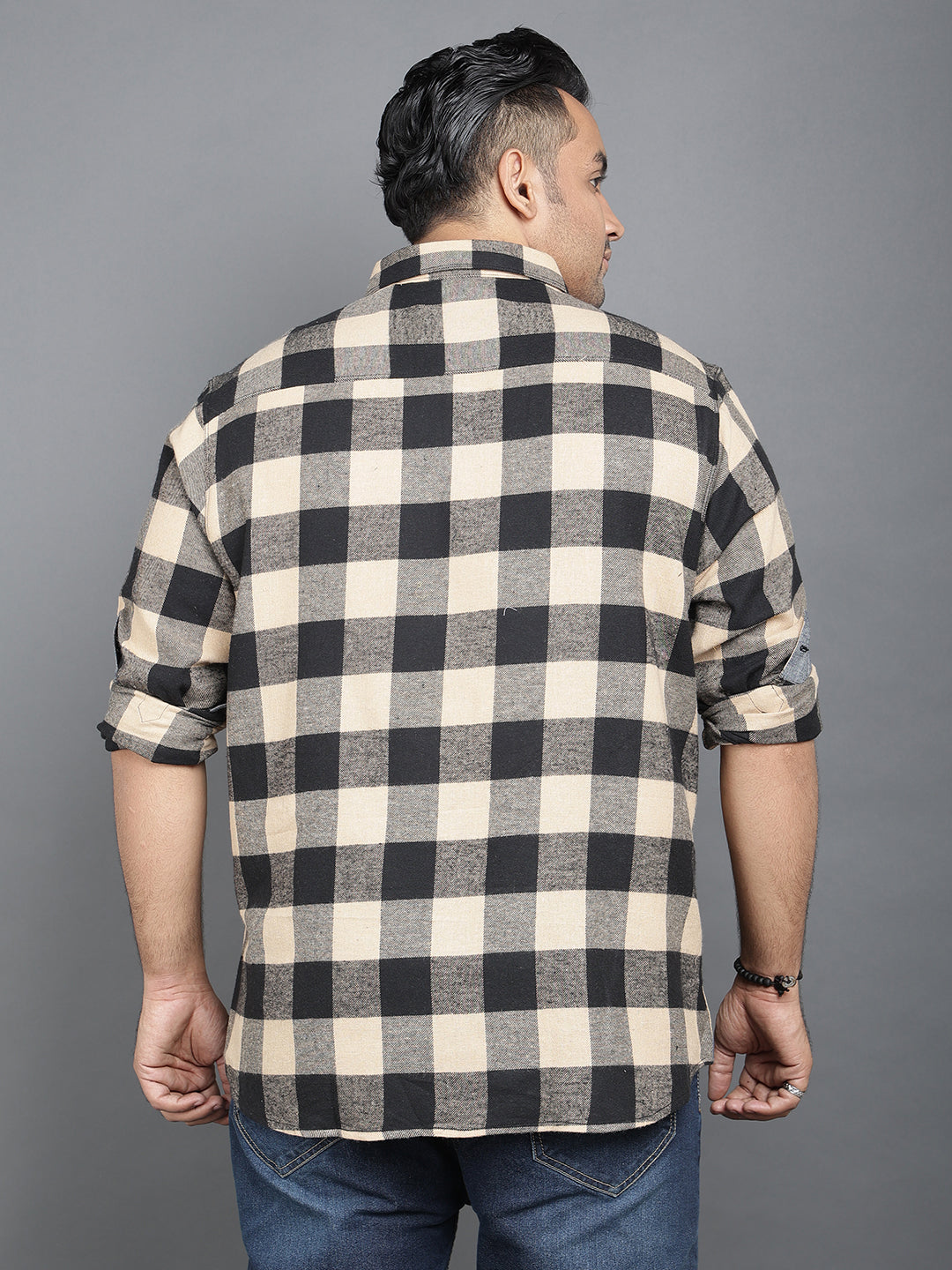 Men Brushed Flannel Black and Beige Checkered Classic Fit 1 Pocket Smart Casual Shirt