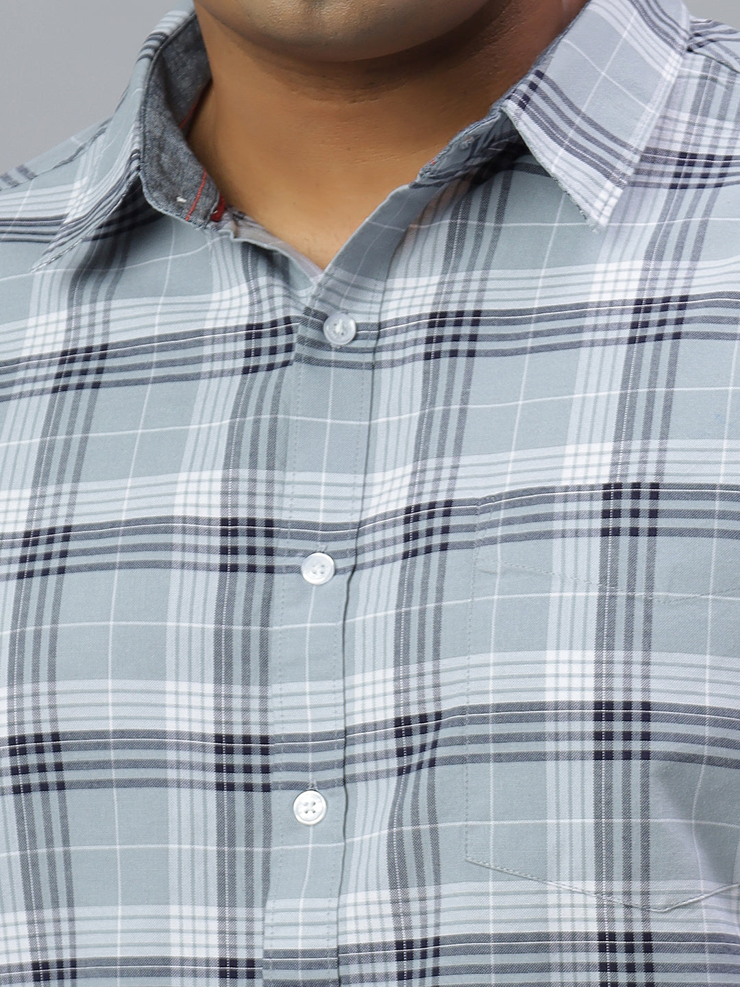 Men Grey and White Checkered Long Sleeve Cotton Plus Size Casual Shirt