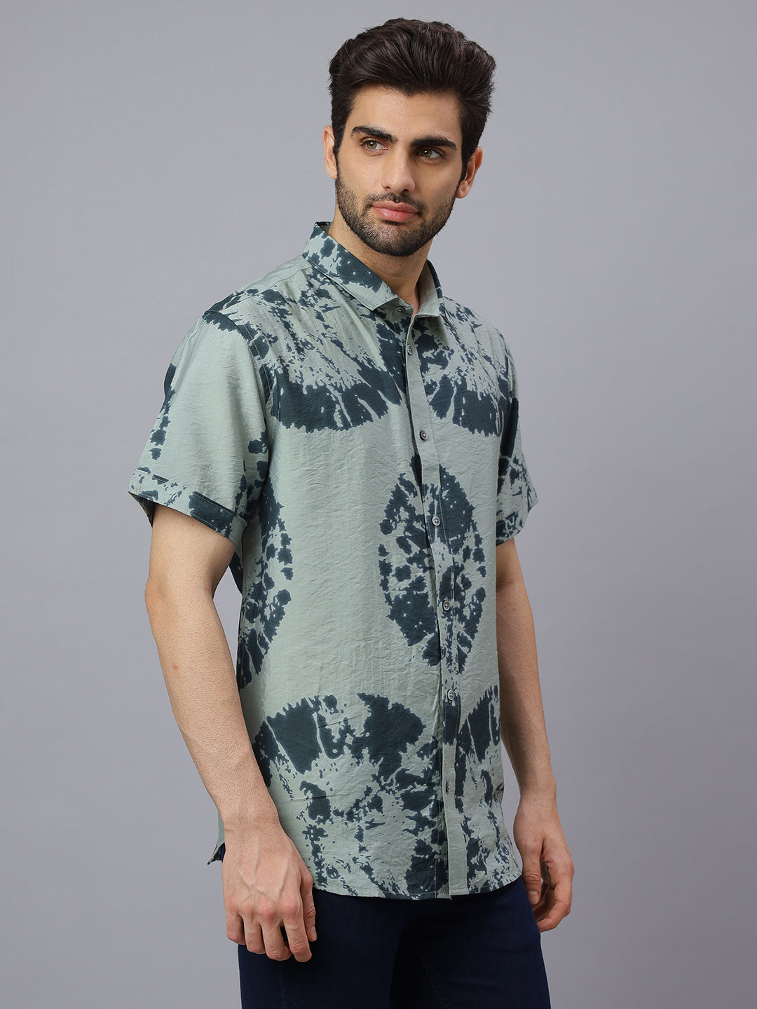 Men Olive Printed Cotton Polymide Half Sleeve Slim Fit Beach Wear Shirt