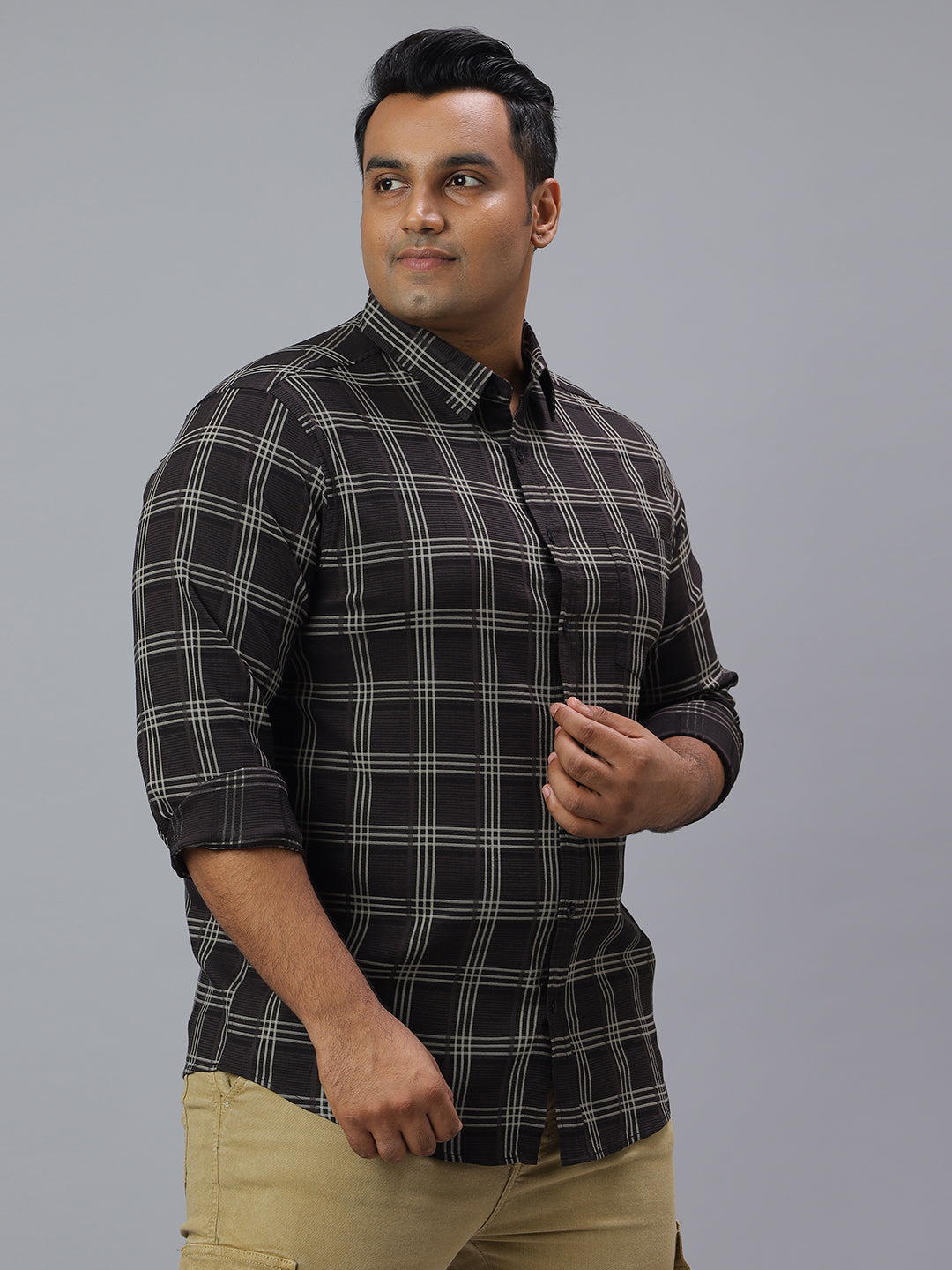 Men Black and White Checkered Long Sleeve Cotton Lycra Plus Size Casual Shirt