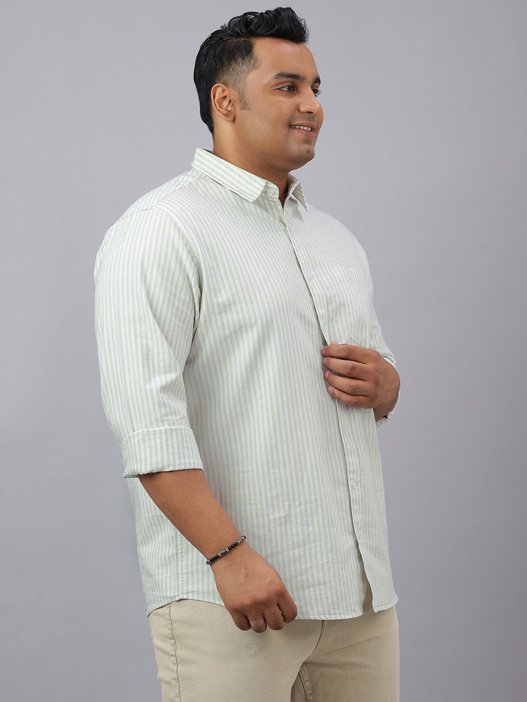 Men Green and White Cotton Stripes 1 Pocket Slim Fit Casual Shirt