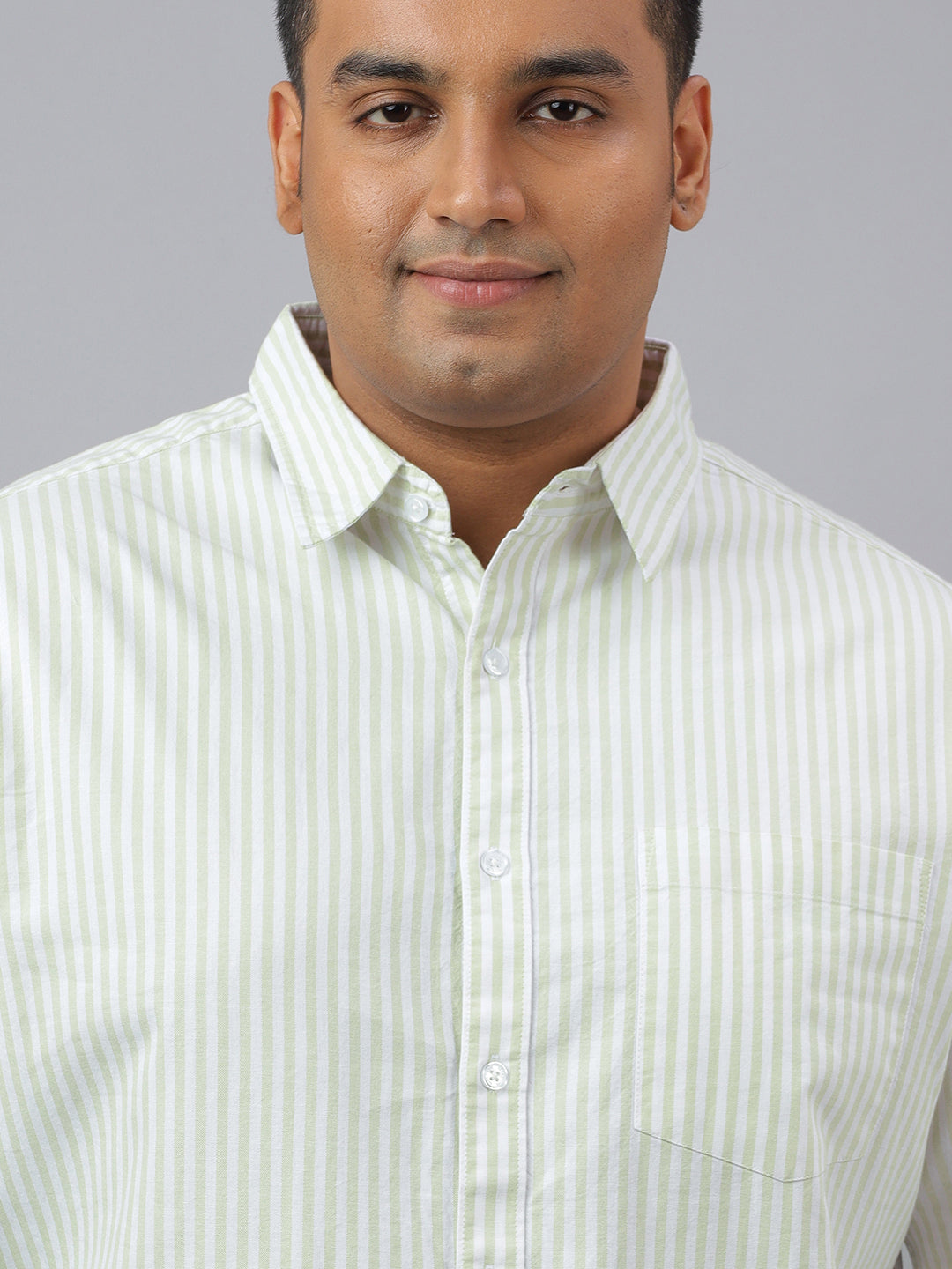 Men Green and White Cotton Stripes 1 Pocket Slim Fit Casual Shirt