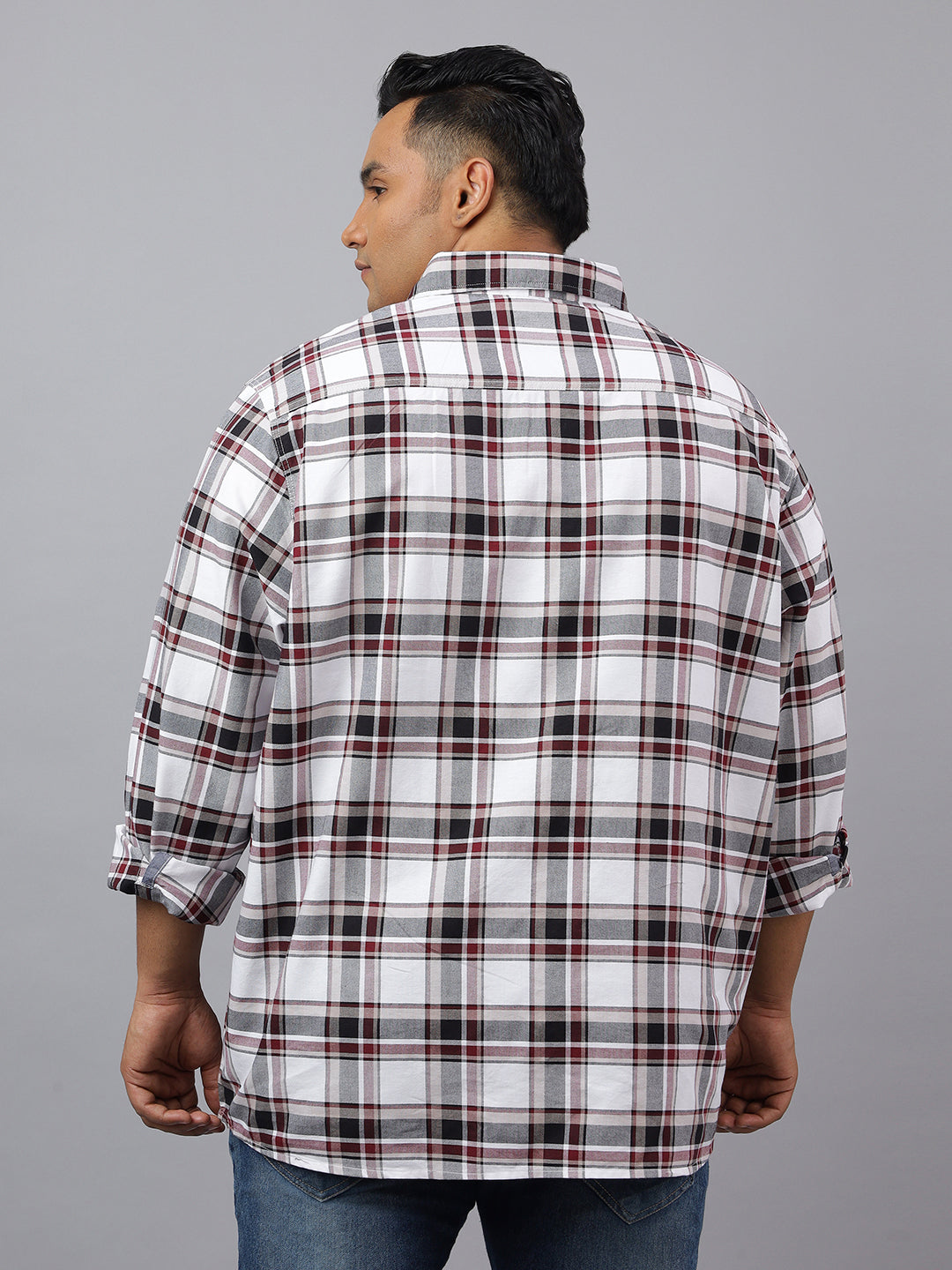 Men White,Black and Maroon Cotton Checks 1 Pocket Slim Fit Casual Shirt