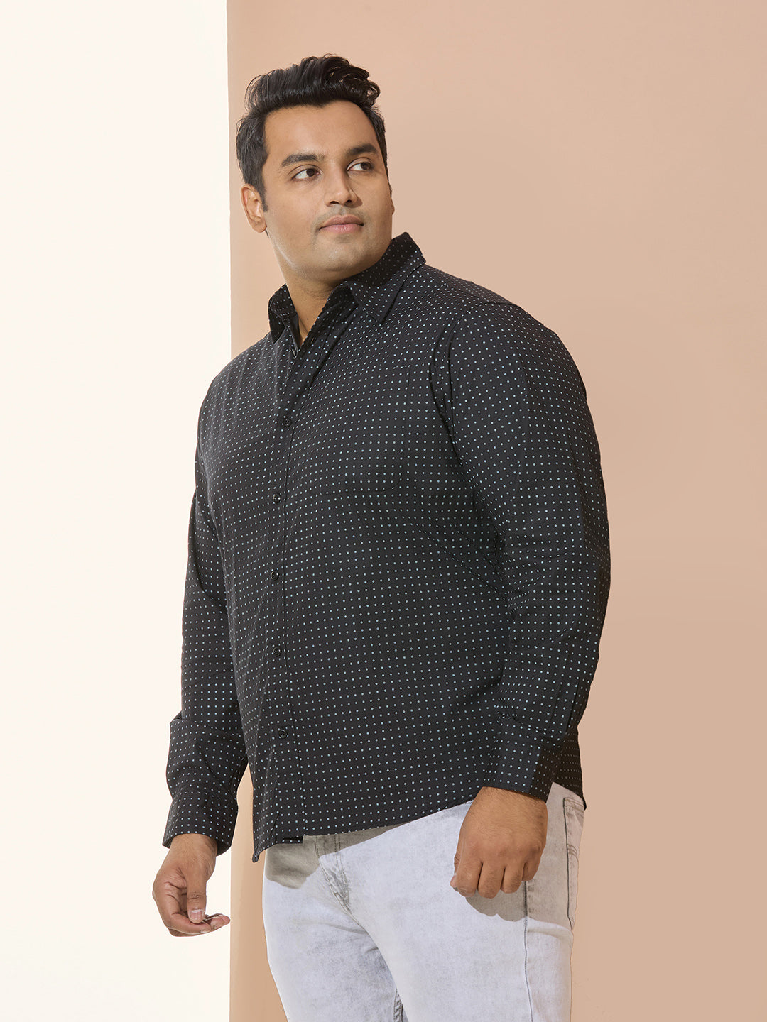 Men Cotton Printed 1 Pocket Regular Fit Smart Casual Shirt  - Black