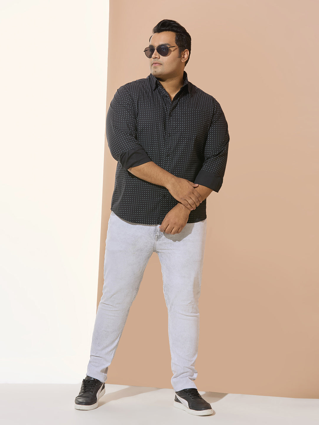 Men Cotton Printed 1 Pocket Regular Fit Smart Casual Shirt  - Black