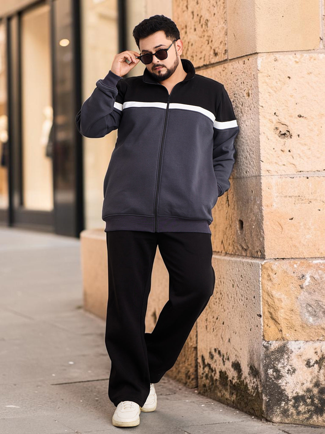 Neon Chillie Men's Plus Size Mock Collar Mid Rise Tracksuit - 751-Black-Grey
