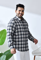 Men Crushed Cotton Black and Grey Checkered Classic Fit Pocket Smart Casual Shirt