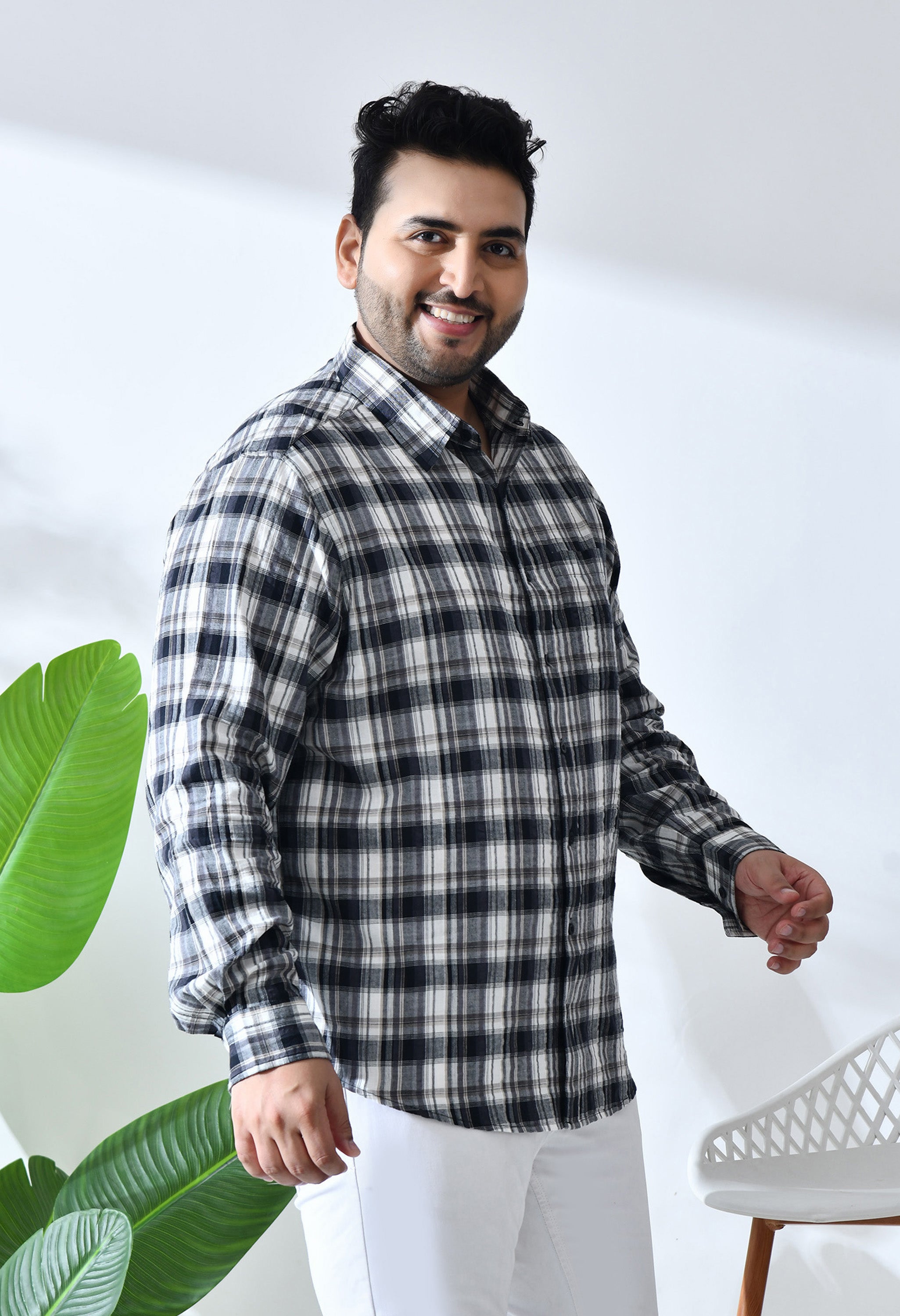 Men Crushed Cotton Black and Grey Checkered Classic Fit Pocket Smart Casual Shirt