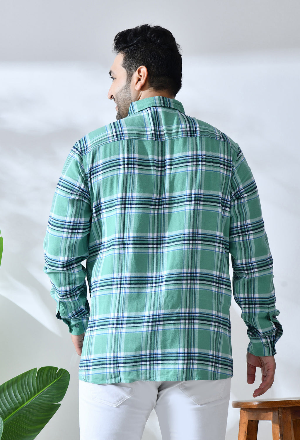 Men Brushed Flannel Mint Green, Navy and White Checkered Classic Fit Pocket Smart Casual Shirt