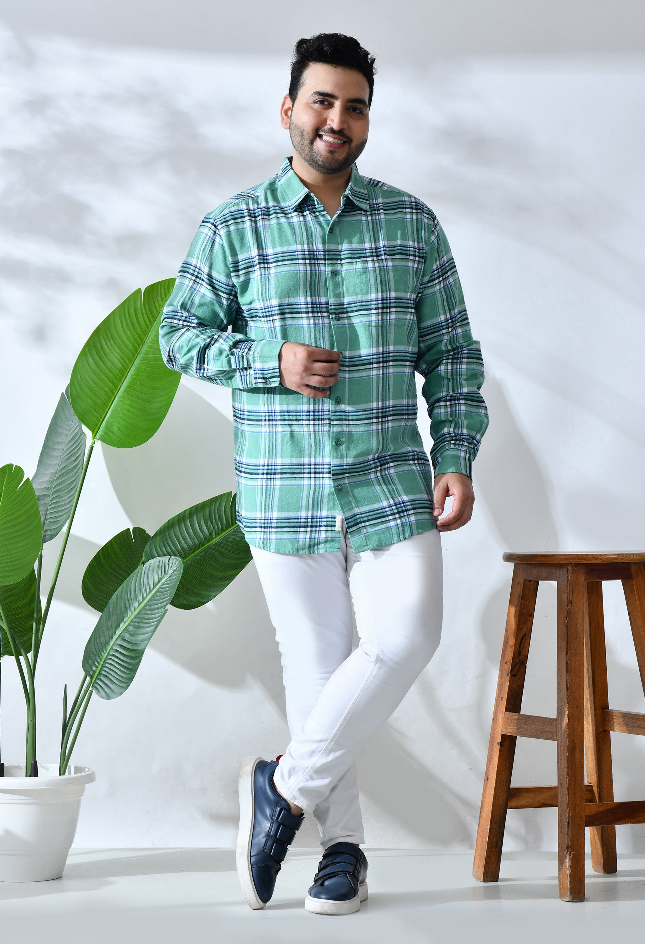 Men Brushed Flannel Mint Green, Navy and White Checkered Classic Fit Pocket Smart Casual Shirt