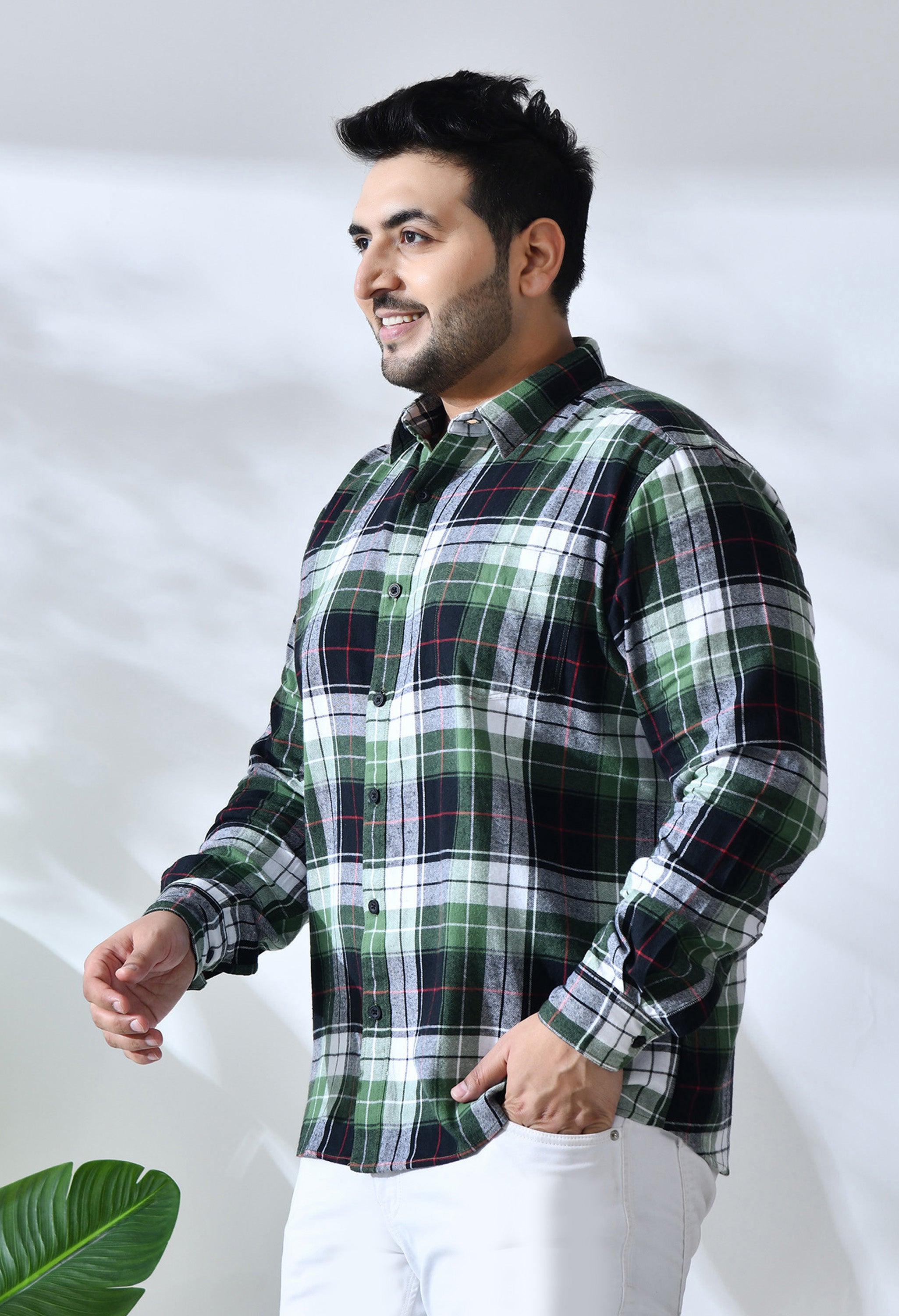 Men Brushed Flannel Green Black and White Checkered Classic Fit 1 Pocket Smart Casual Shirt