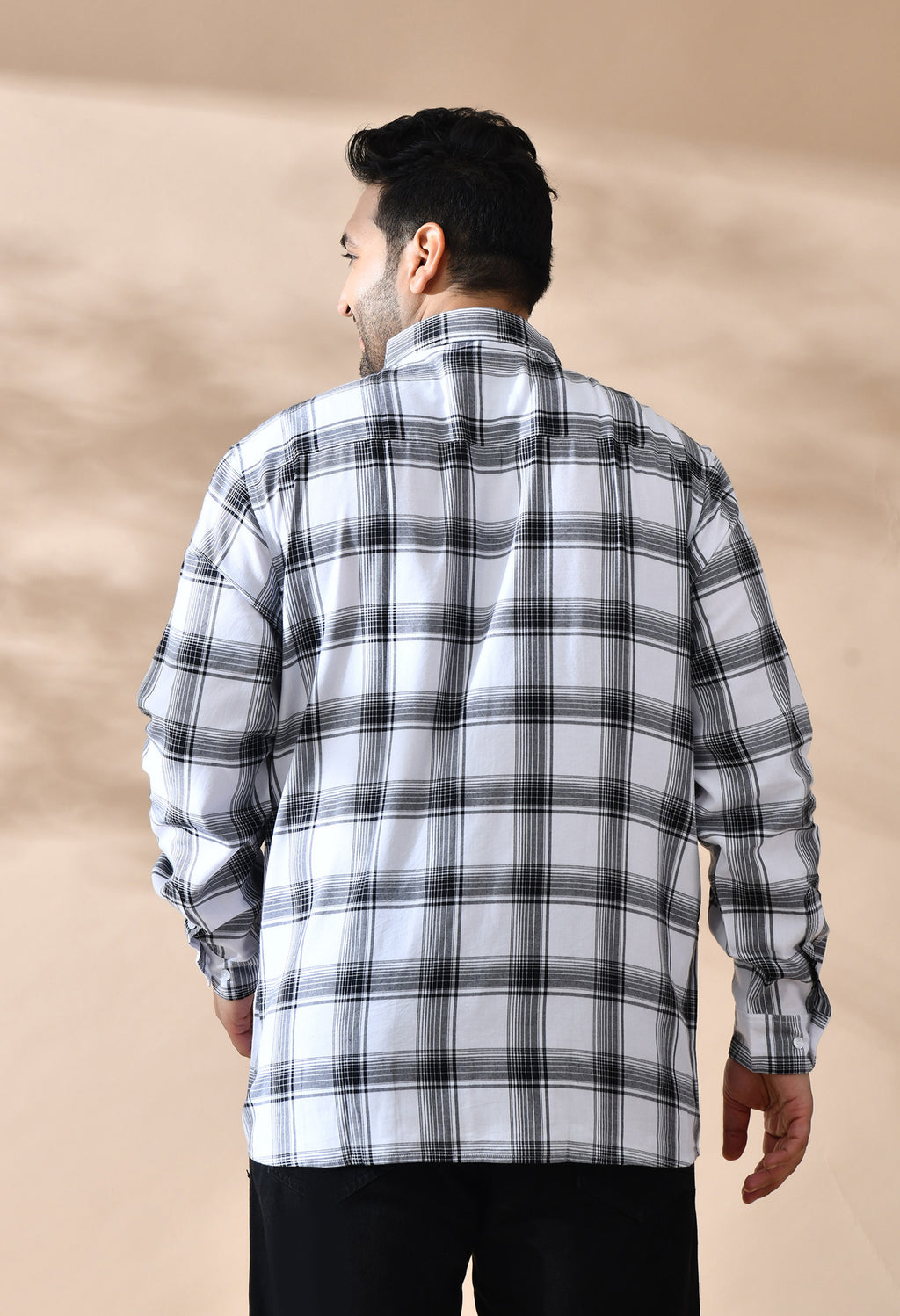 Men Black and White Checkered Classic Fit 1 Pocket Smart Casual Shirt