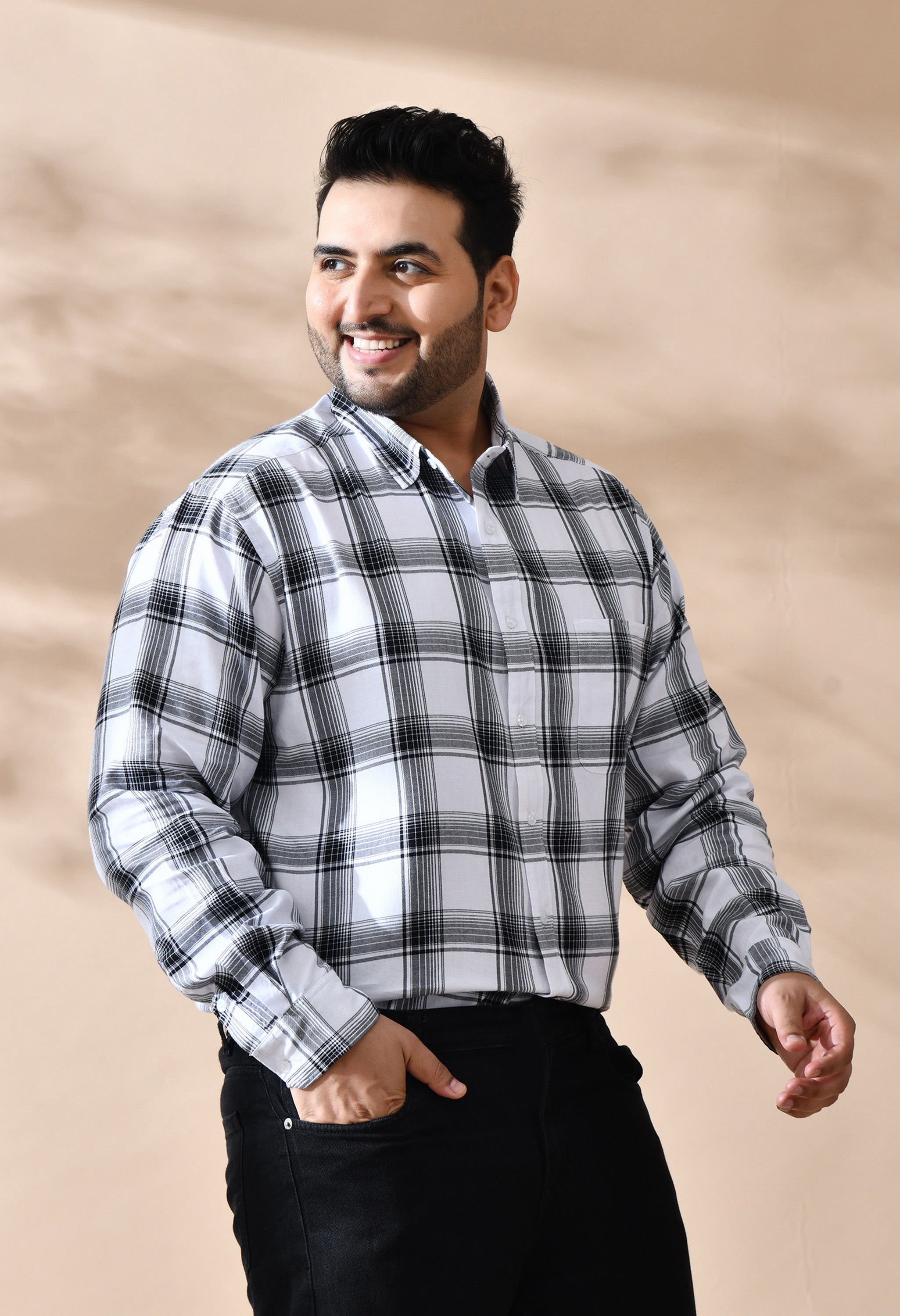 Men Black and White Checkered Classic Fit 1 Pocket Smart Casual Shirt