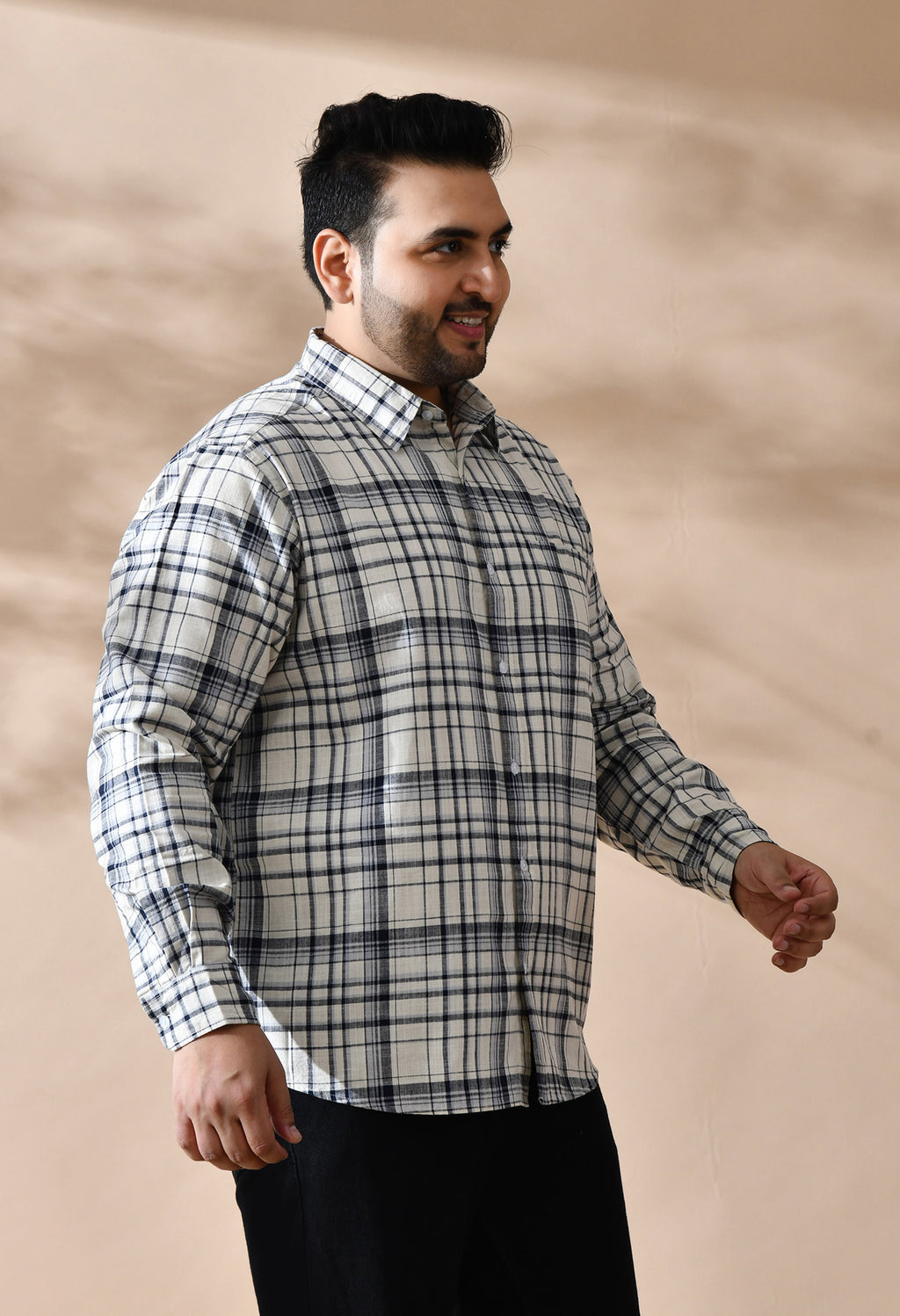 Men Cotton Grey and Black Pestal Shade Checkered Classic Fit Pocket Smart Casual Shirt