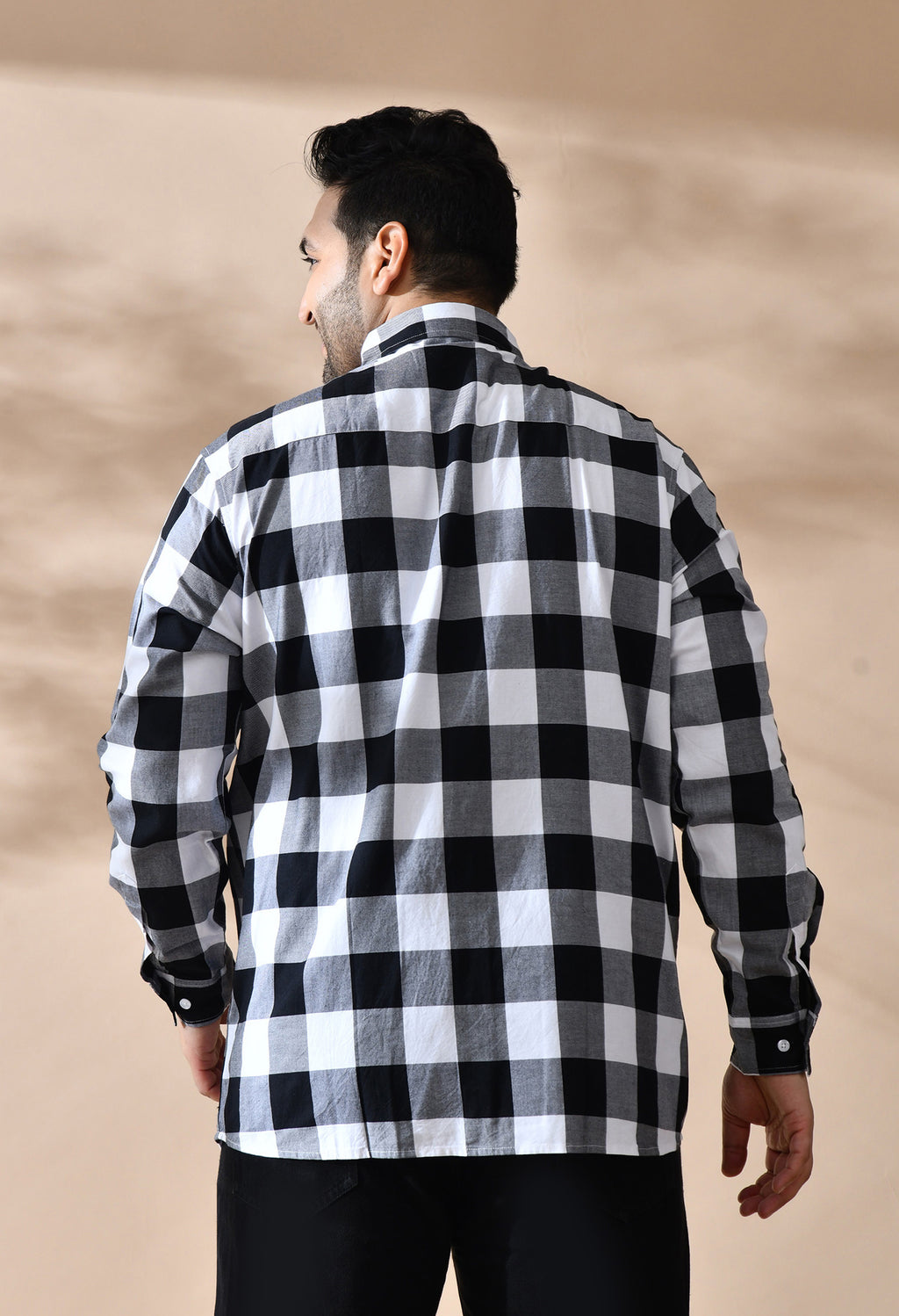 Men Black and White Checkered Classic Fit 1 Pocket Smart Casual Shirt