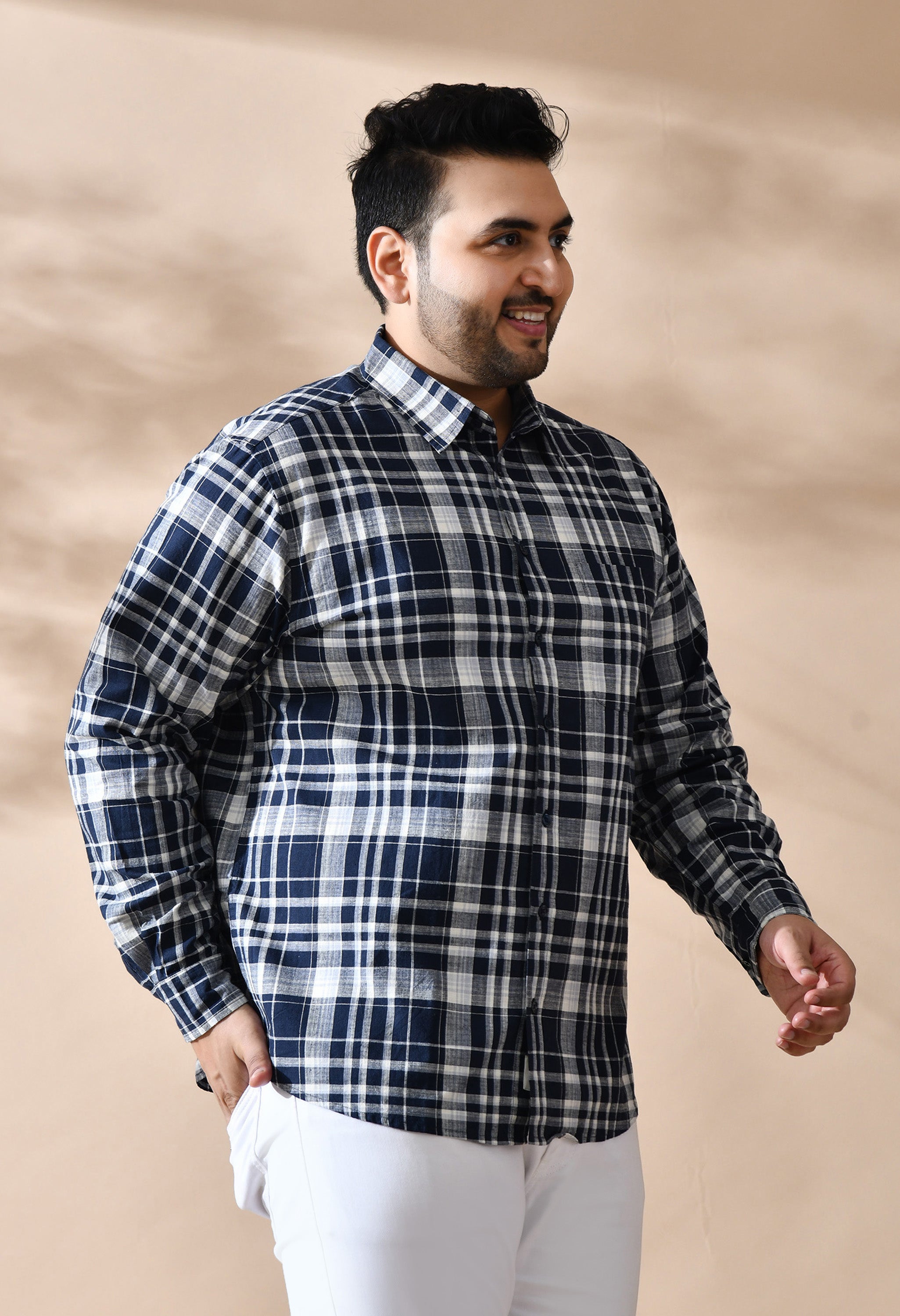 Men Cotton Navy and White Pestal Shade Checkered Classic Fit Pocket Smart Casual Shirt