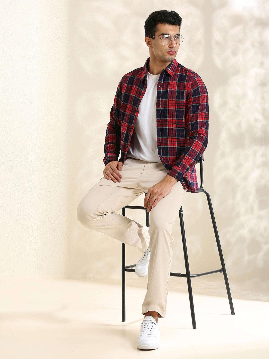 Men Red and Navy Checkered Classic Fit 1 Pocket Smart Casual Shirt